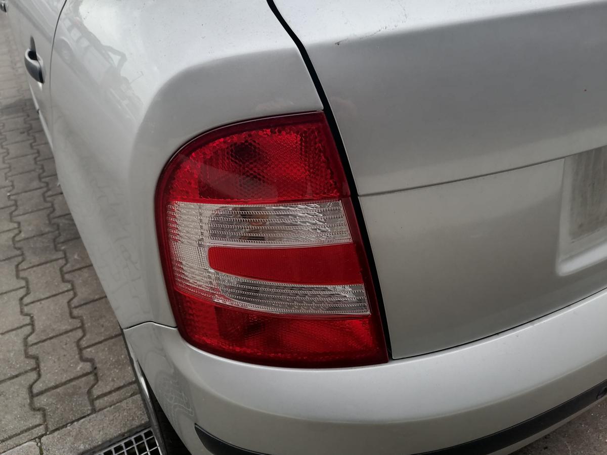 Skoda Fabia 6Y original R&uuml;cklicht R&uuml;ckleuchte Schlussleuchte links Flie&szlig;heck Facelift Bj.2006